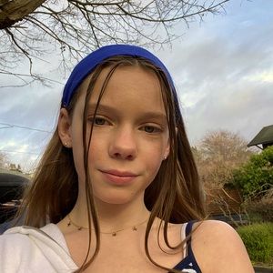 Meet your Posher, Lily